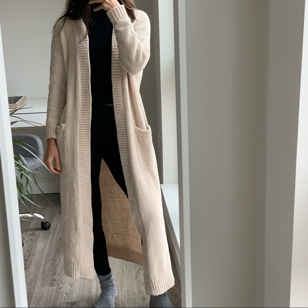 ARITZIA The Group by Babaton Calder Cardigan
